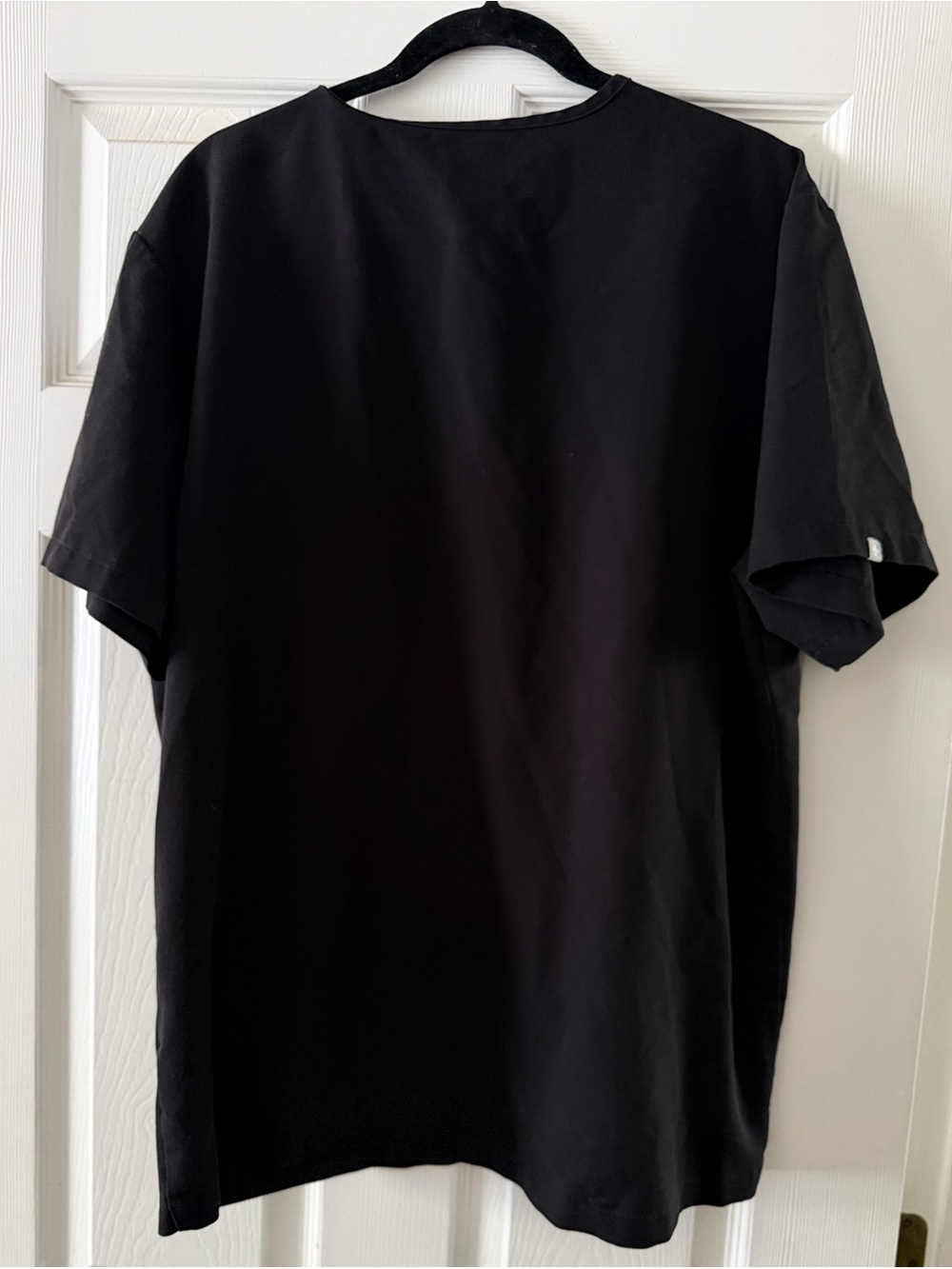 Figs | Caterina One Pocket Scrub Top Black - Picture 3 of 3